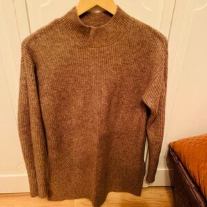 Old Navy Tan Ribbed Knit Sweater